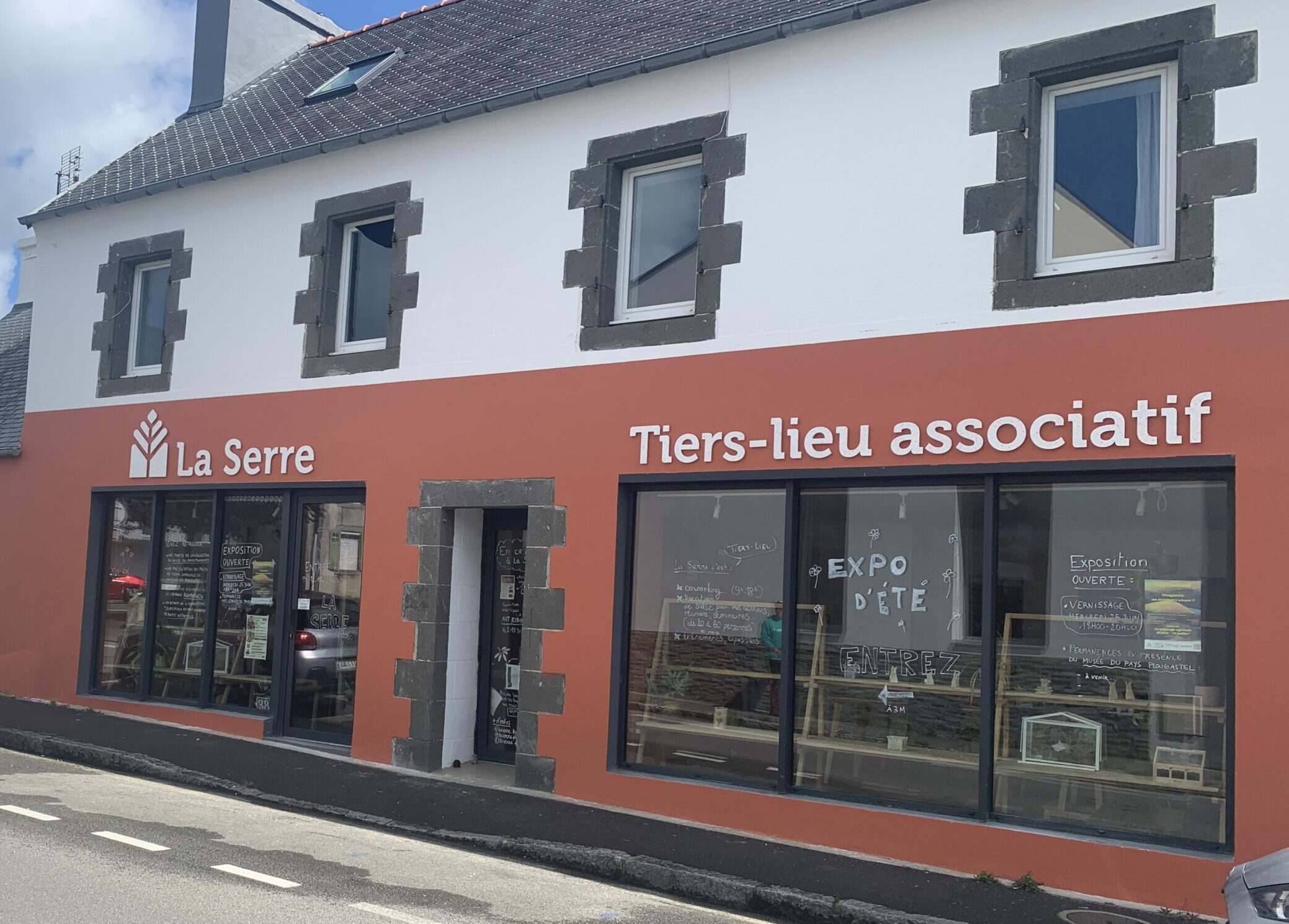 Le cabinet de soins en sophrologie EFT aromathérapie situé à Plougastel Daoulas au sein du tiers lieu " La Serre"